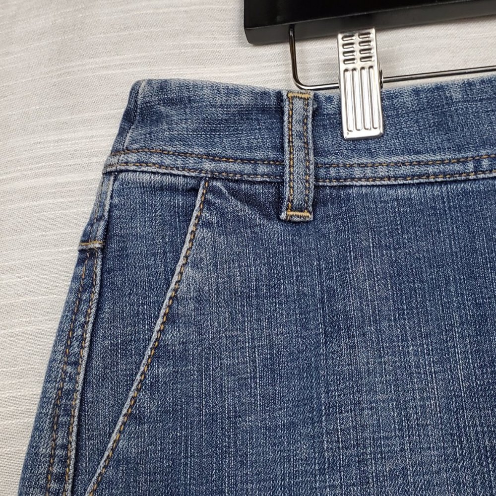 Ann Taylor Denim Mini - Picture 5 of 8